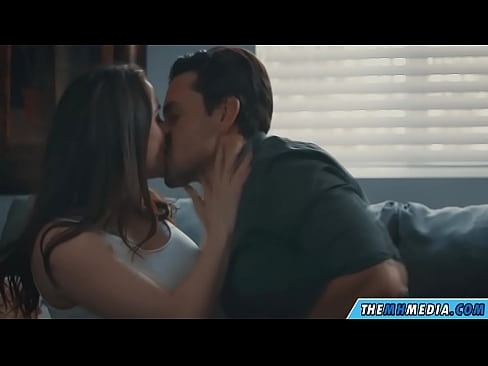 ❤️ एक चांगला busty आई सह रोमँटिक सेक्स गुदद्वारासंबंधीचा अश्लील ❤
